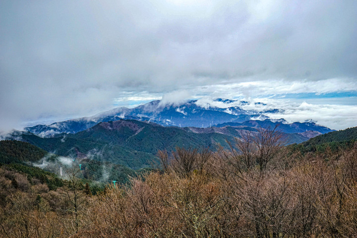 冬季漫步大阪最高山-金剛山葛木神社攻頂遊記