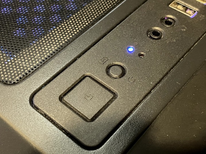 請較機殼內想加裝RGB燈的安裝問題