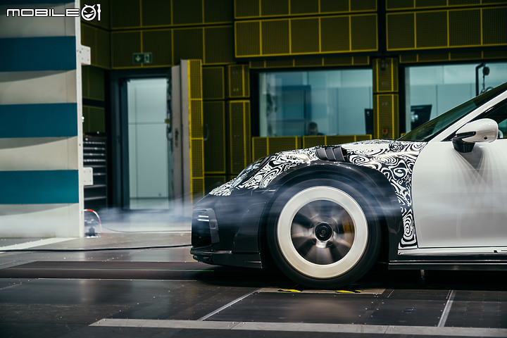 【海外新訊】野生的GT2 RS!改裝大廠Techart推出最新的GTstreet R!限量87部