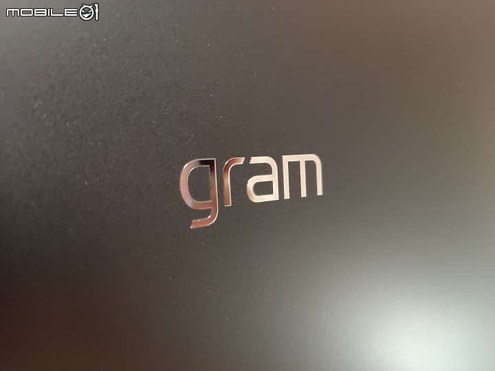 【 體驗分享 】身輕如燕的戰略高手、內力深厚的抗疫尖兵，LG gram 16Z90P 軍規 EVO 筆電帶你突破疫情重圍！