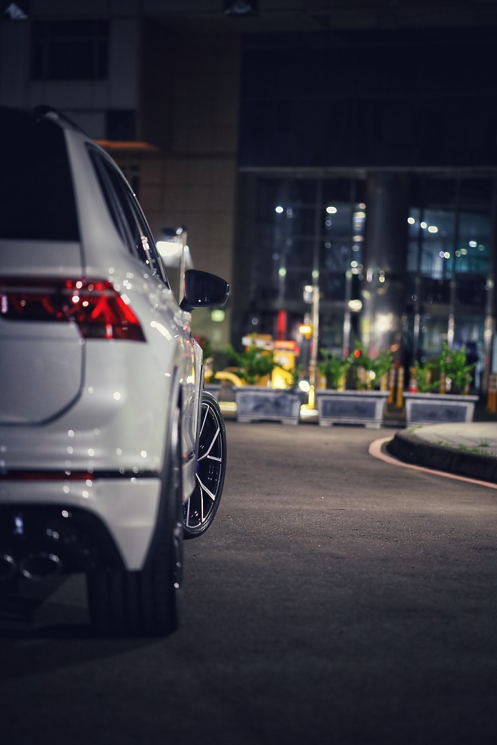 夜.. Tiguan R