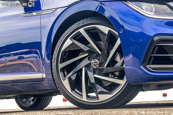 VW Arteon Shooting Brake v.s Peugeot 508 SW ｜200 萬級美型 Wagon 對決！