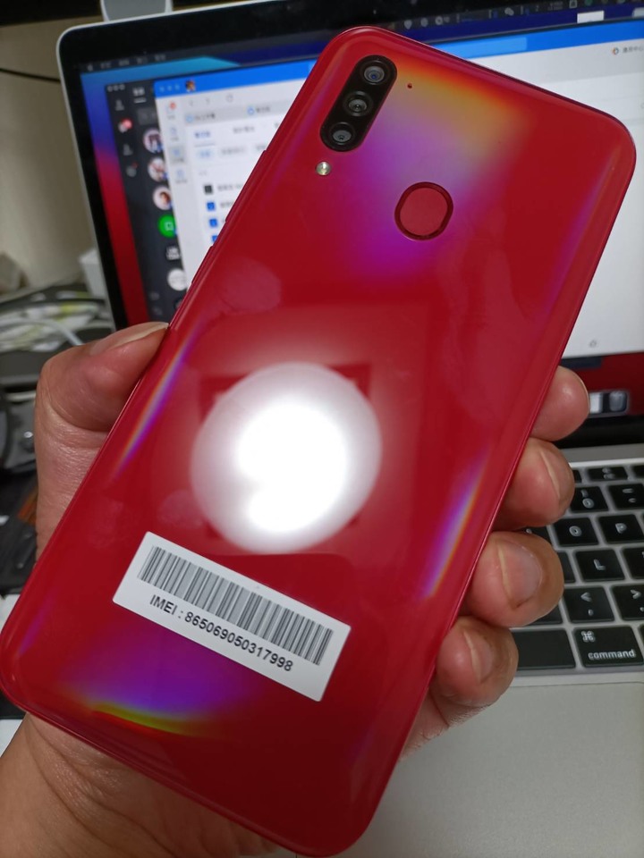 [開箱] Y! mobile Libero 5G （紅）