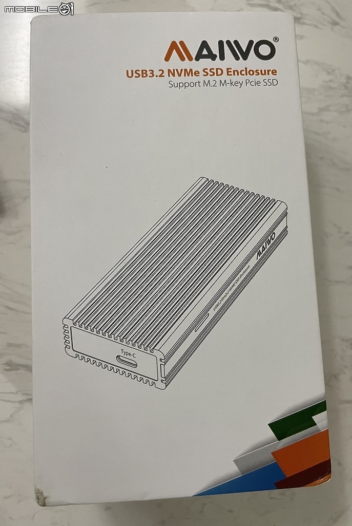 點我看大圖 Kingston NV1 SSD 1TB 開箱 & 外接 USB 3.2 Gen2x2 測試