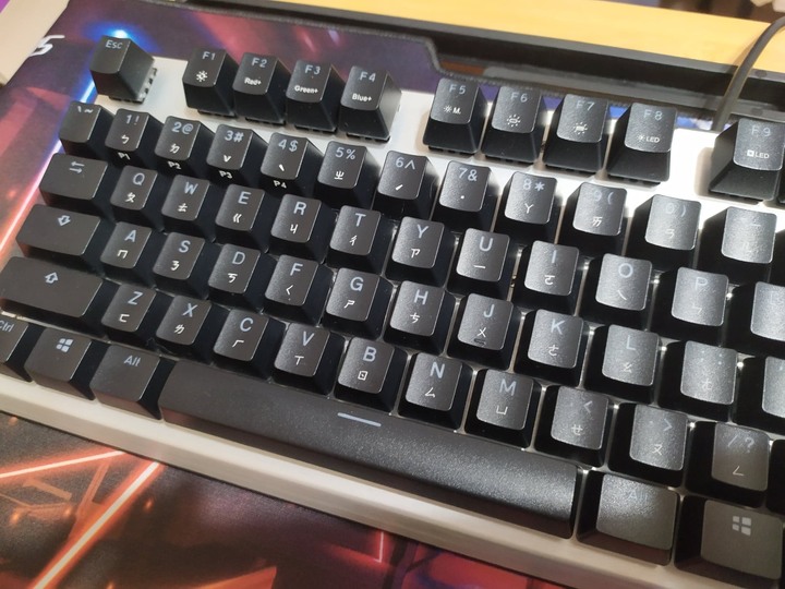 Cooler Master CK351，低調簡約設計與貼心配置讓你遊戲不再慢半拍 !!!