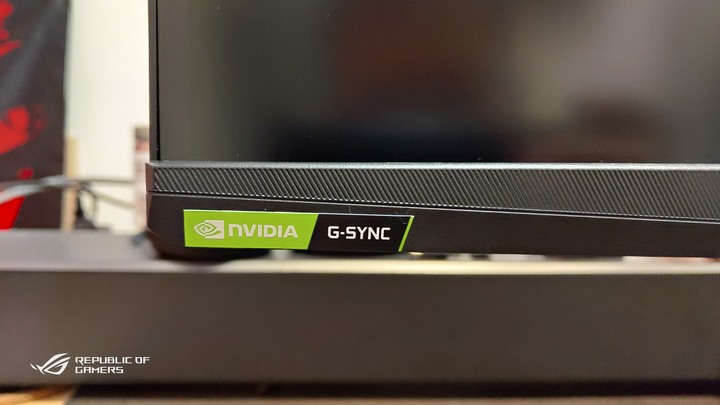 ROG PG32UQX - 4K 144Hz DSC Mini LED HDR顯示器之王(簡單開箱-圖文多)