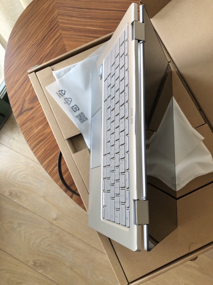 完美小學生兒童線上設備方案 ASUS C434 Chromebook 平板筆電 開箱與心得