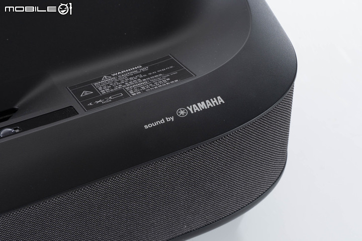 EPSON 國民雷射大電視 EH-LS300B 開箱體驗 120 吋大畫面輕鬆可得