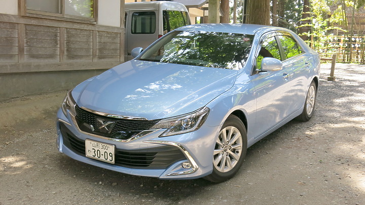 請問這台是什麼車？