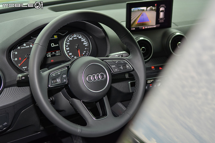 Audi Q2 35 TFSI S Line試駕 │ 享有個性的價值,不妨先拋棄C/P值!