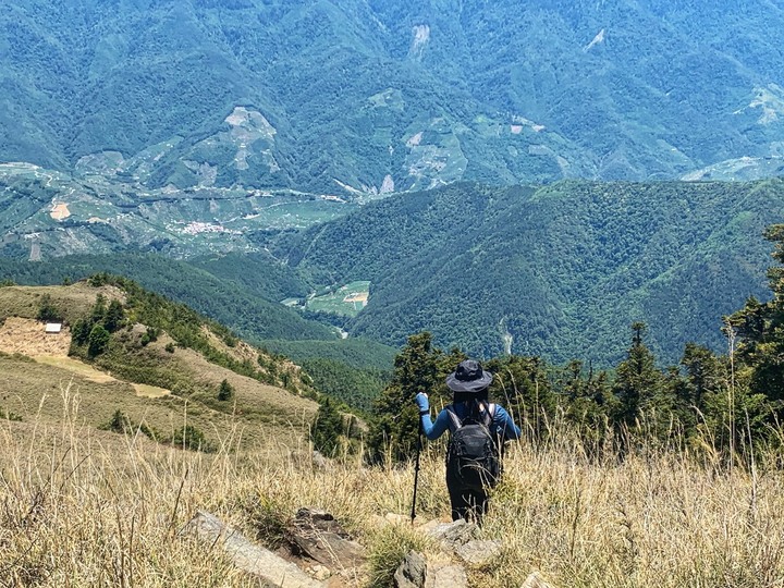 台中和平|志佳陽大山.百岳單攻聖品,陡上1700公尺享受群山環繞美景