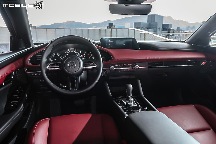 賽前分析 │ VW Golf八代與Mazda 3、Ford Focus、Toyota Corolla Sport、Skoda Octavia的紙上對決