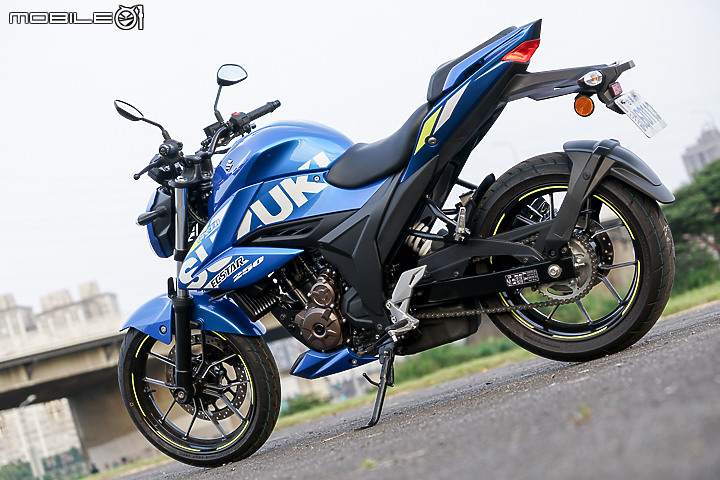 SUZUKI GIXXER 250 試駕|當家油冷技術下放 日系白牌街跑新體驗
