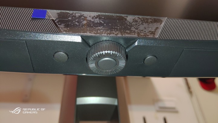 ROG PG32UQX - 4K 144Hz DSC Mini LED HDR顯示器之王(簡單開箱-圖文多)