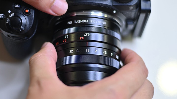 穷人福音:七工匠 大光圈鱼眼镜头,1590元的全画幅10mm f/2.8上手体验