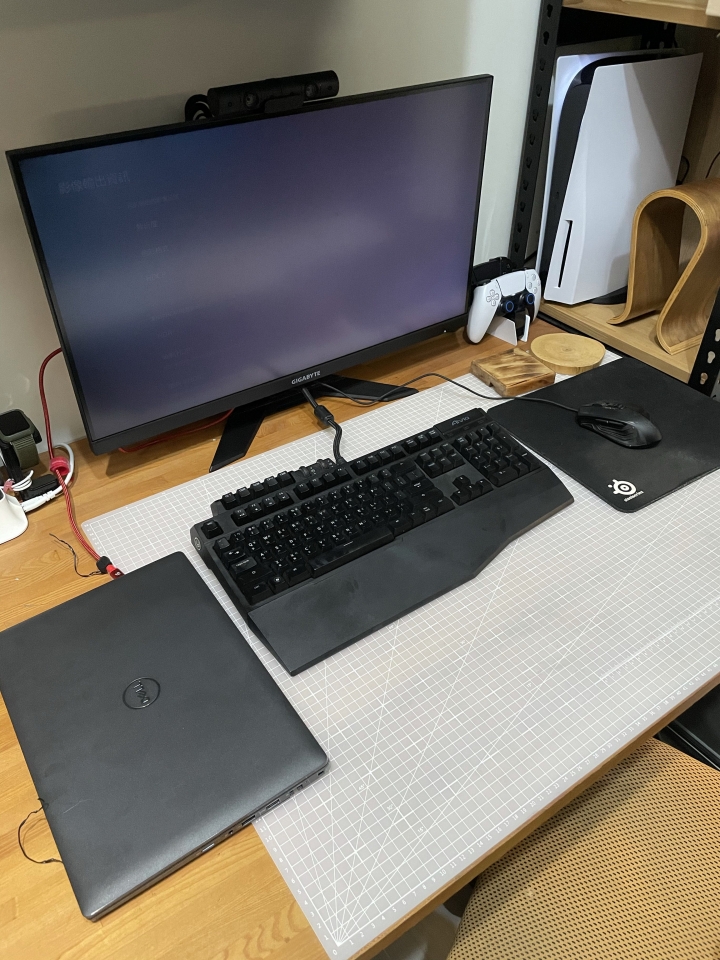 開箱 Work from home 技嘉M28U