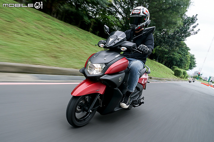 YAMAHA CYGNUS RAY-ZR 125 試駕｜印度旗艦登台 舒適取勝