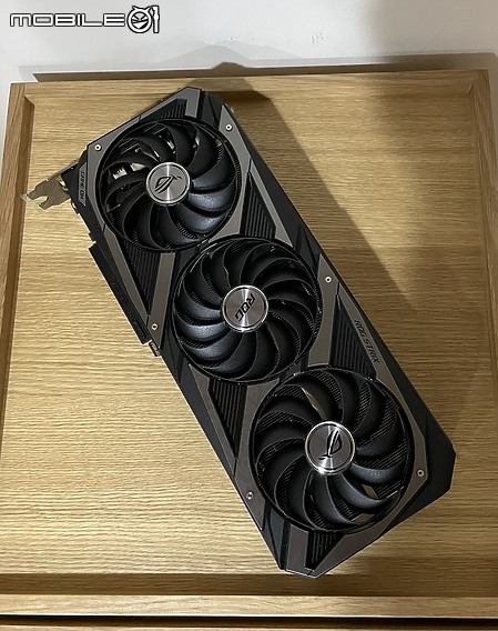 點我看大圖 Ti 信仰 ROG STRIX RTX3080 Ti O12G 速開箱
