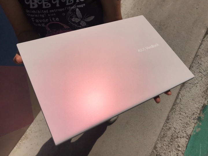 [OL 出任務]VIVOBOOK X513 大螢幕加窄邊框，居家辦公、娛樂優選