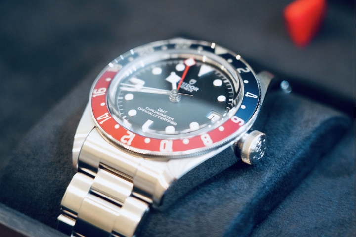 暢快喝罐Pepsi ! Tudor Black Bay GMT