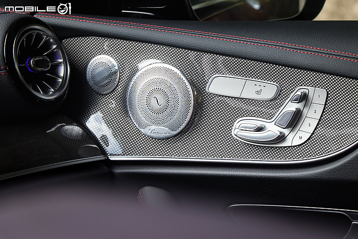 Mercedes-AMG E53 4MATIC+ Coupe 試駕|打破完美平衡的感性選擇!feat. E53 4MATIC+