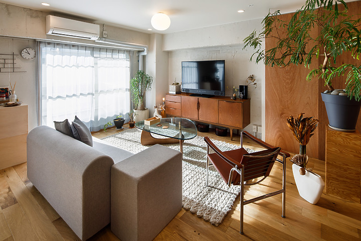 【小宅】22坪老屋顏:巧用活動式門片,創造彈性空間