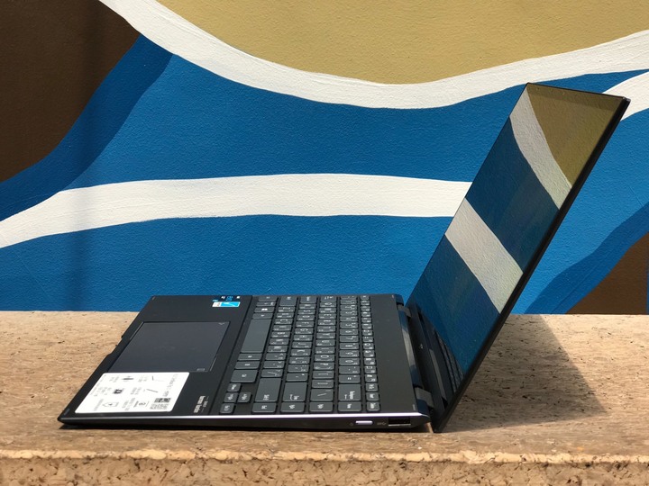 [OL 出任務] Zenbook Flip 13 UX363 靈活翻轉出絕佳應用情境