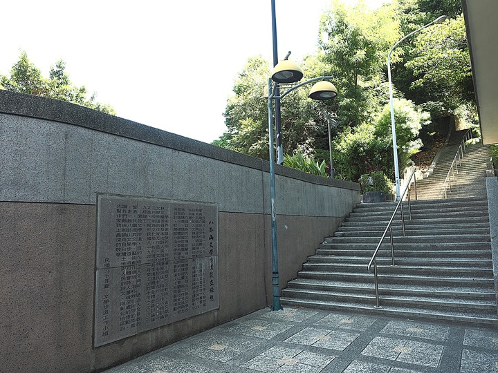 彰化市 1895八卦山抗日保台史蹟館 — 國內少數以廢棄防空坑道作為戰爭史蹟展覽的場館