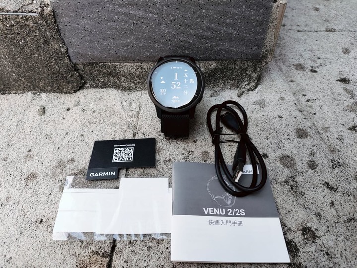 Garmin VENU 2與Apple Watch 6用後感比較
