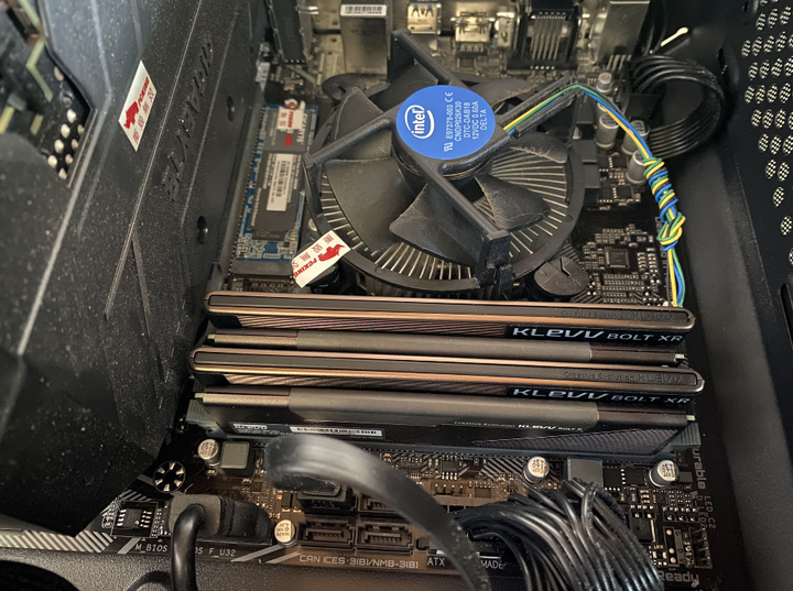 套裝電腦升級科賦BOLT XR 記憶體