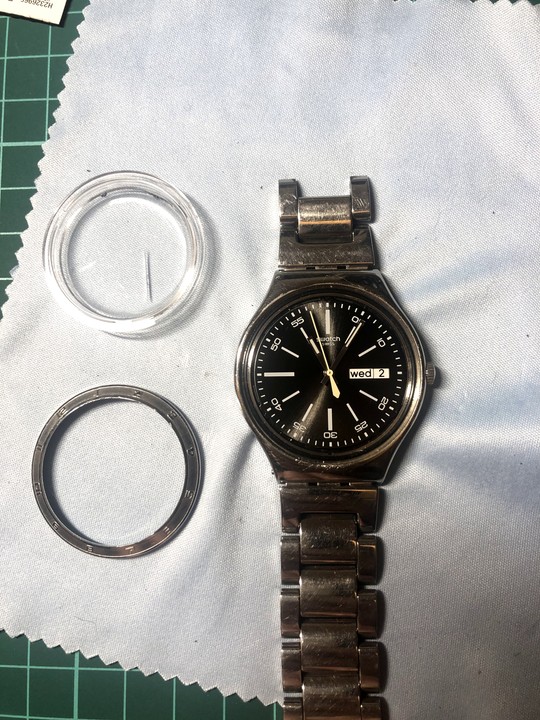 [分享] 不專業swatch鏡面更換維修