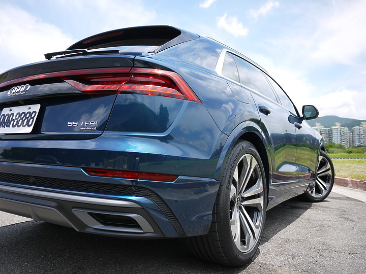 [開箱/圖多/詳介] Audi Q8 55 TFSI quattro S line