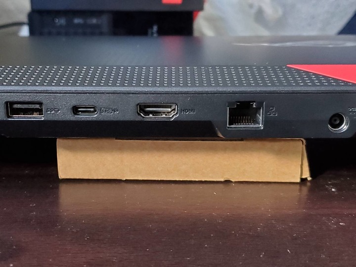 ROG Strix G15 G513QM 開箱 潮流黑 特仕版 使用 分享 輕測試+ 一些心得