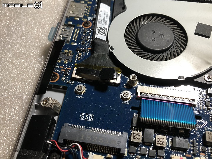 老兵不死...還在硬撐~Asus ZenBook UX303LB