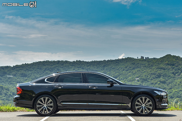 Volvo S90 B4 Inscription小改款 試駕 │ 一寸長一寸強,最易入手的北歐旗艦!