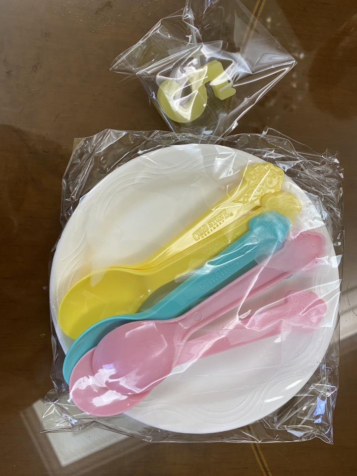 前世情人生日快樂-Cold Stone卡赫娜拉冰淇淋蛋糕開箱