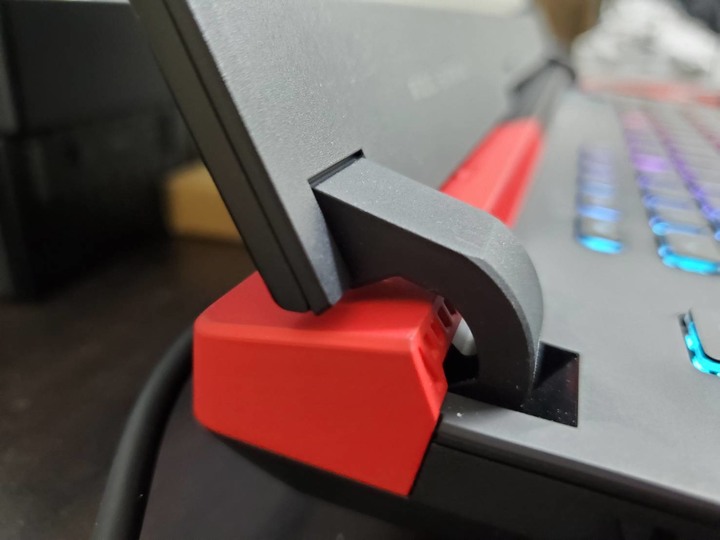 ROG Strix G15 G513QM 開箱 潮流黑 特仕版 使用 分享 輕測試+ 一些心得