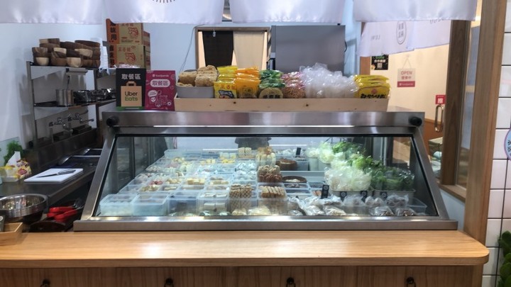 北區滷味有門道！獨家粵系「老火湯」，震撼味蕾好滋味