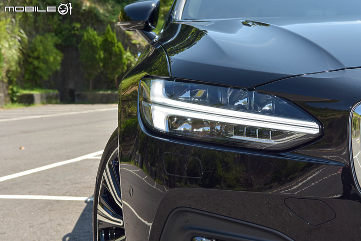 Volvo S90 B4 Inscription小改款 試駕 │ 一寸長一寸強,最易入手的北歐旗艦!