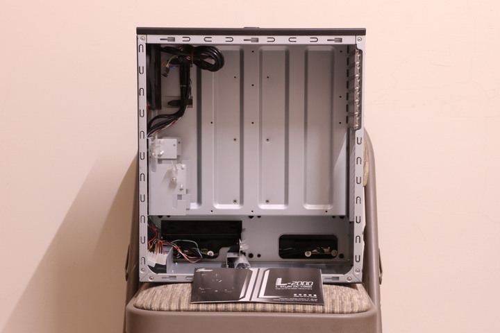 樹昌Treetop L-2000 整合式L型電腦機殼，把電腦變成收銀機