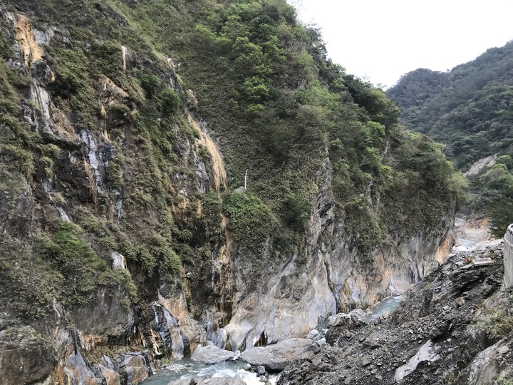 單車騎到向陽森林遊樂區再嘉明湖單攻2天1夜行