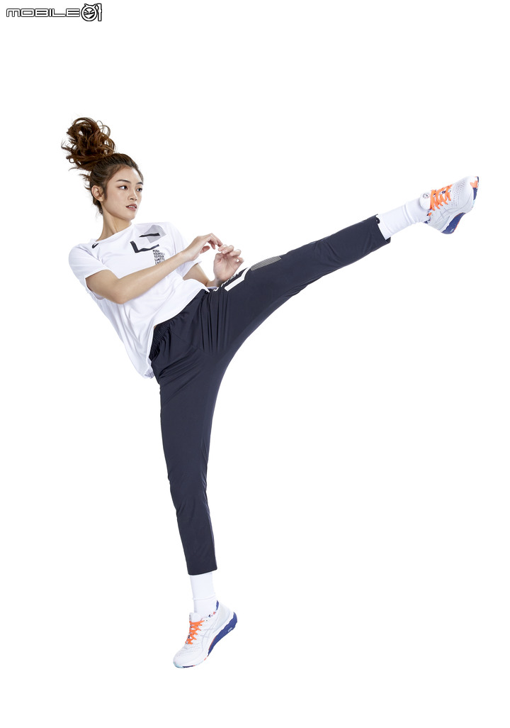 ASICS發表「為運動喝采」系列鞋款 繽紛的五彩視覺元素！