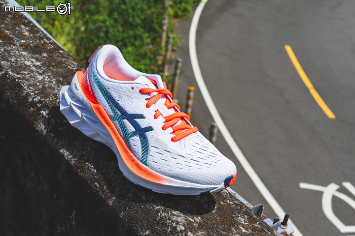 ASICS「為運動喝采」系列鞋款開箱分享 多層次的高質感呈現!
