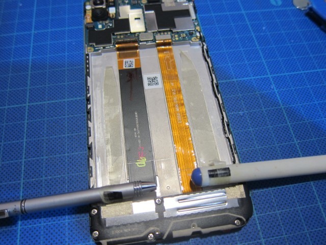 Zenfone Max換電池步驟+背膠不會貼