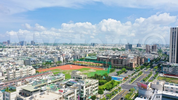 點我看大圖 New 北區 【允將花園城市】 市區機能學區宅 熱銷討論