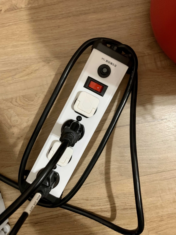 蓋世特電源線該如何取出呢？