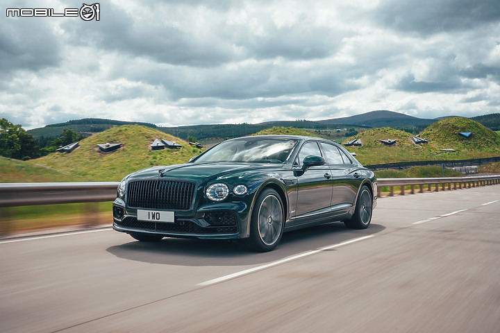 【海外新訊】最尊貴奢華的Hybrid車款誕生,Bentley推出Flying Spur Hybrid動力車型!