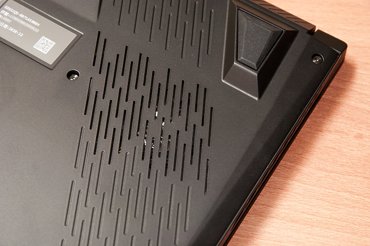 點我看大圖 「ROG Zephyrus Duo 15 SE 5900HX+3080」 - 頂規筆電微開箱文。