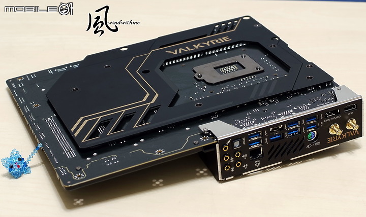 點我看大圖 BIOSTAR Z590 VALKYRIE搭載11900K超頻全核5.2G分享