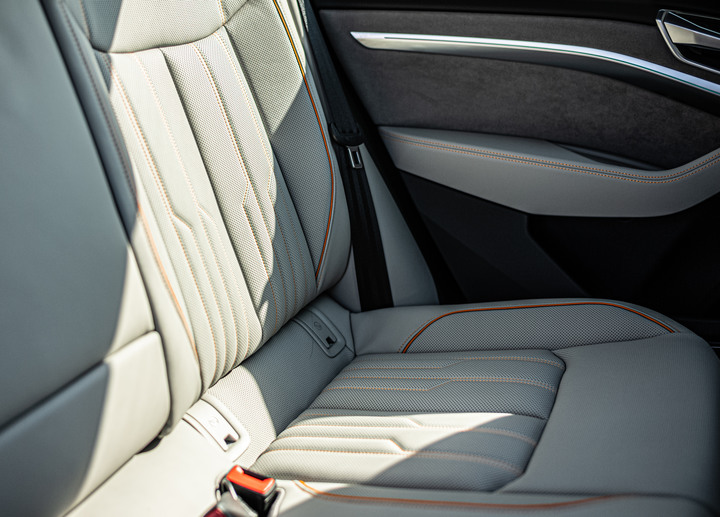 德訂AUDI e-tron 55 Advanced 新車照片分享